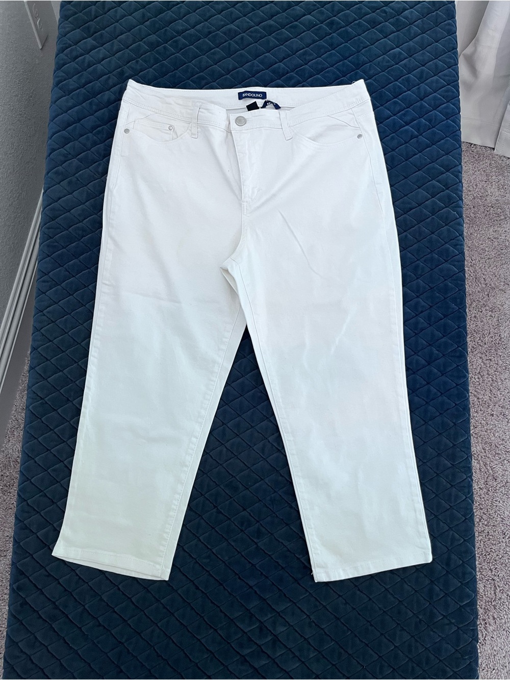 Bandolino White Women's Capris - Selene - Size 16 - Casual Cute Pants